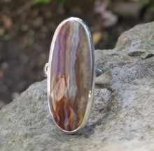 Load image into Gallery viewer, Crazy lace agate ring (size 9)