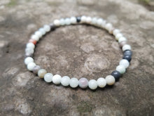 Load image into Gallery viewer, Stone bead bracelets