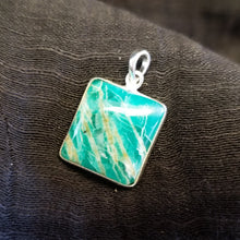 Load image into Gallery viewer, Amazonite pendant