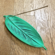 Load image into Gallery viewer, Metal leaf incense burners
