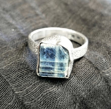 Load image into Gallery viewer, Kyanite ring (size 7.5)

