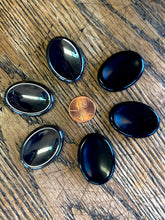 Load image into Gallery viewer, Small worry stones
