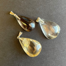 Load image into Gallery viewer, Crystal teardrop pendants
